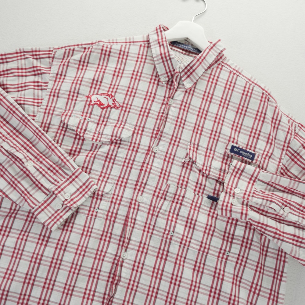 Columbia PFG Super Bonehead Arkansas Razorbacks Fishing Shirt Red Plaid Mens L